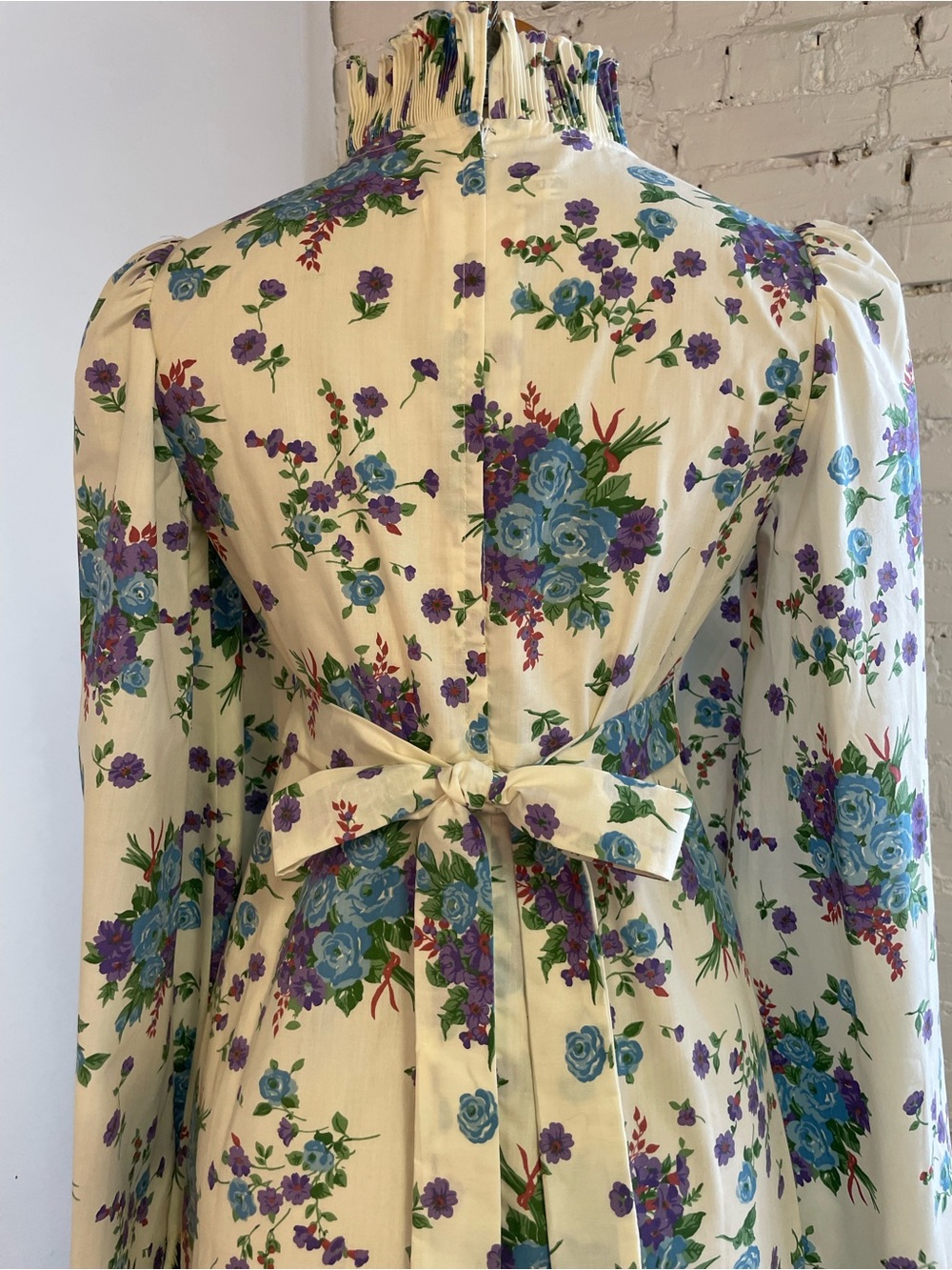 1970s Boho Floral Long Sleeve Ruffle Maxi Dress - Picture 6 of 7